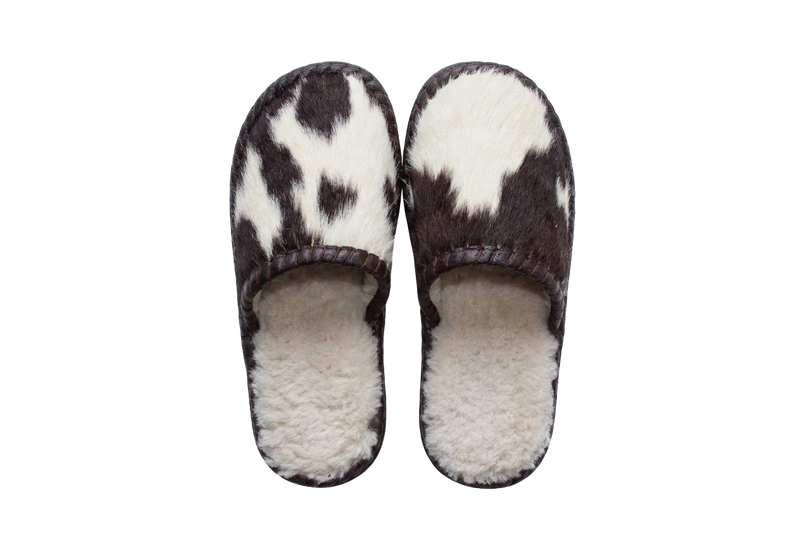 Chaussures d'intérieur Karla  — Vache Brun Foncé & Blanc 